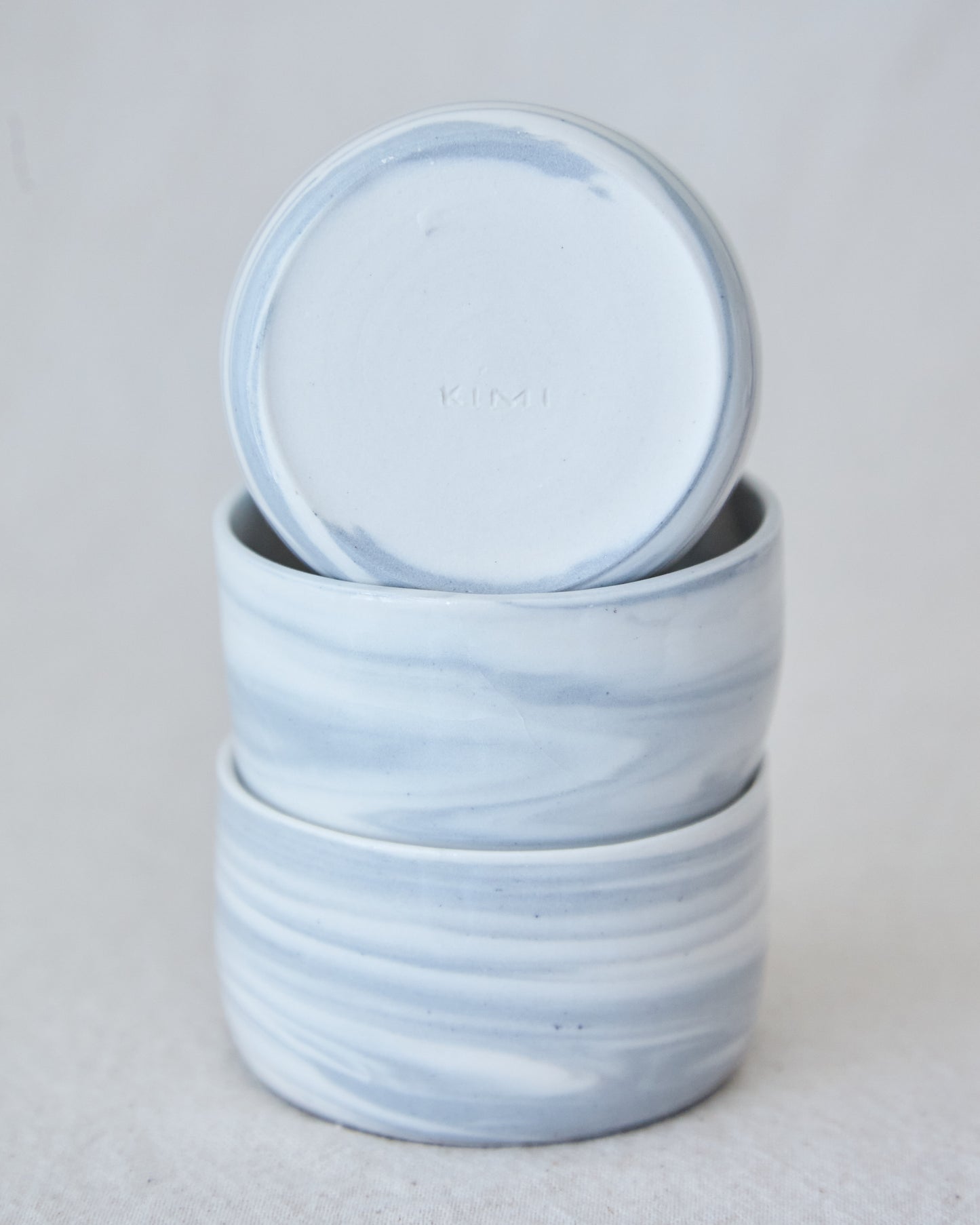 marbled porcelain ramekins (fine)